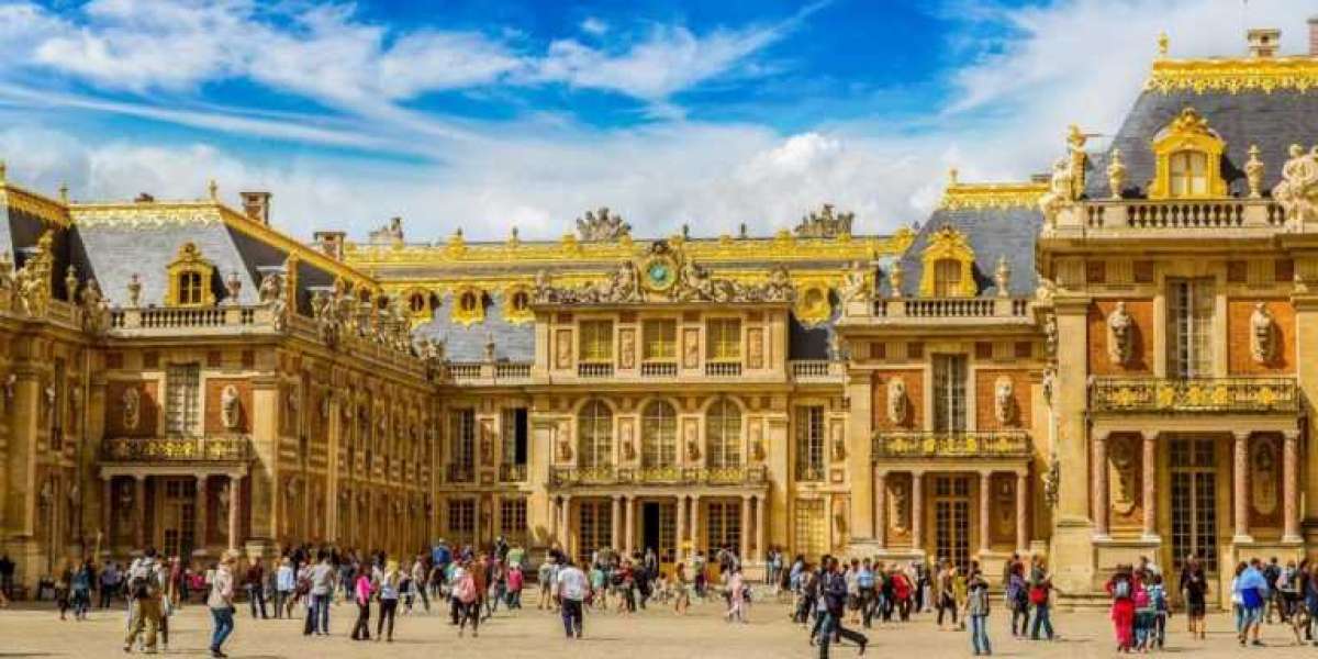 Experience the Opulence of Versailles Palace: Book Your Tour Today